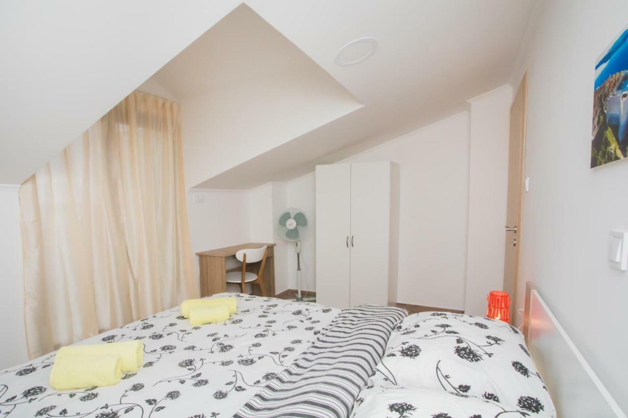 Apartments Tonka Sibenik Luaran gambar